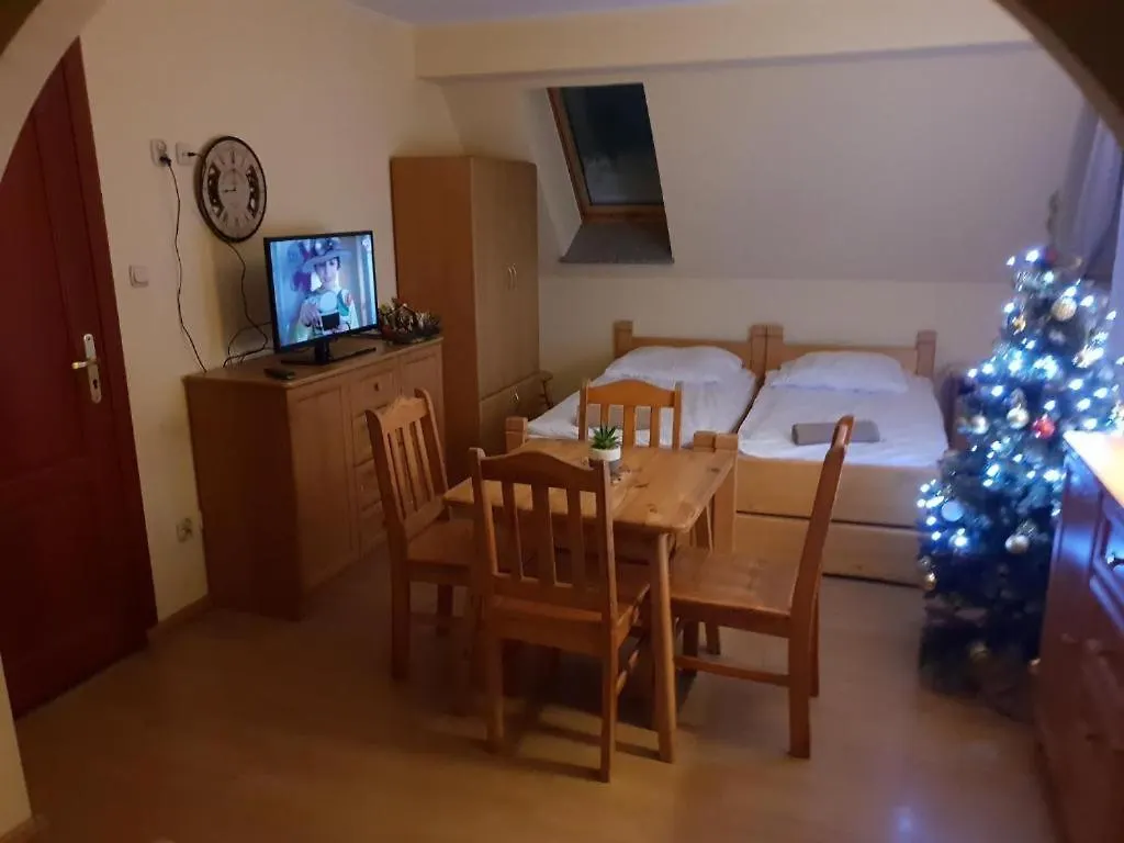 게스트하우스 Apartamenty Pokoje Pkp 700M Zakopane Centrum 1200M 폴란드